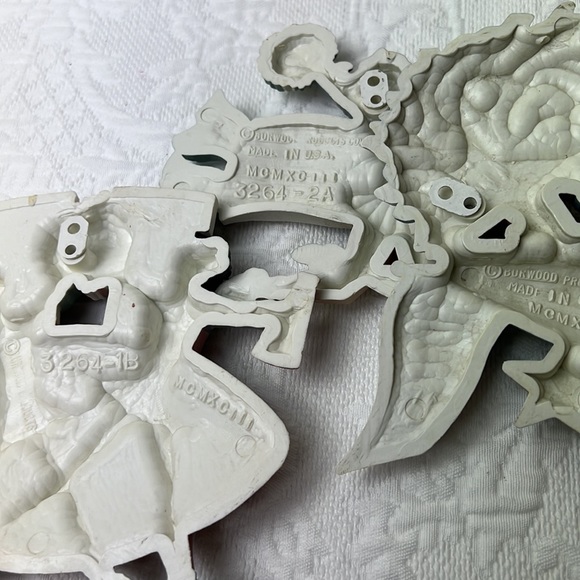 Burwood Plastic Wall Decor 1993 Cheerleaders Football School Sports Team #3264 - Picture 5 of 7